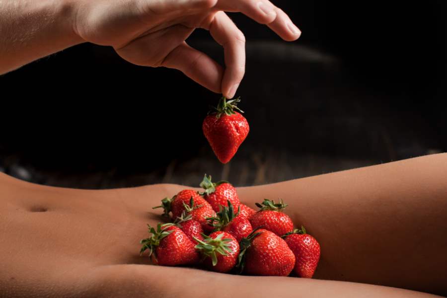 die verbotene Frucht Erdbeeren stehen für Sex